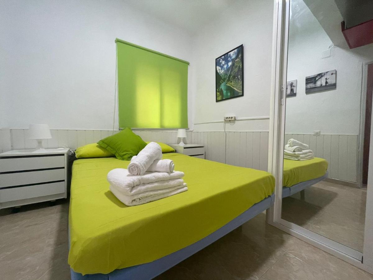 Apartamento Cerca Del Centro-parking En La Puerta Fuerte * Malaga